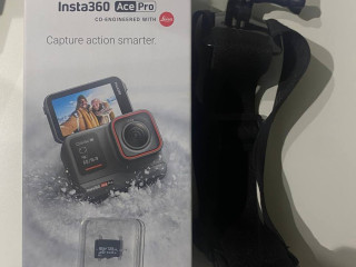 eksn-kamera-insta360-ace-pro-cernaia