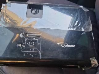 prodam-symkent-optoma-4k-proektor-za-pol-ceny-sostoianie-novyi