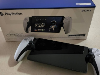 prodam-sony-ps-portal-v-sostoianii-novogo