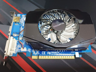 prodam-otlicnuiu-zatycku-gigabyte-gt730-2gb