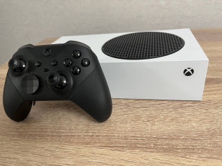 prodam-xbox-series-s