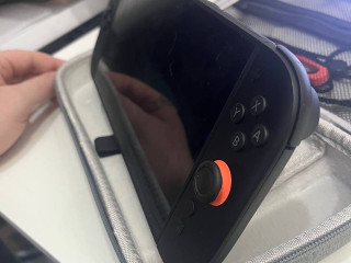 prodam-nintendo-switch-2-s-akkauntom-ili-obmen-na-videokartu-5060ti-ili-analog-5060ti