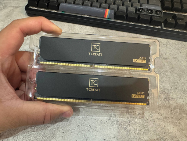 prodam-ozu-team-group-t-create-expert-6000mhz-cl30-32gb-16x2-big-2