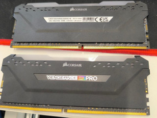 vsem-privet-prodam-2-plaski-ddr-4-3200-po-8gb-novye-ispolzovalis-rovno-15-casa-dlia-testa-sbork