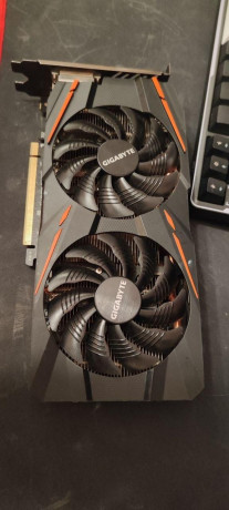 rx570-na-4gb-big-1