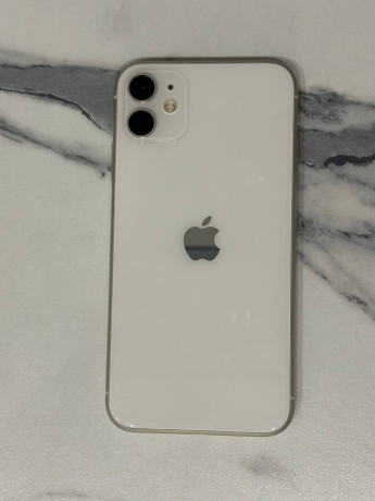 iphone-11-na-128-gb-big-3