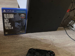 prodaiu-playstation-4-slim-prosityi-1-dzoistik-1-igra-na-diske-vse-dlia-prosivki-i-instrukcii-budet
