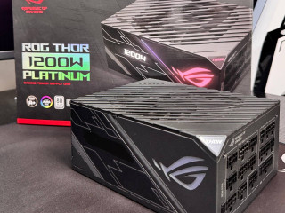 prodam-moshhnyi-blok-pitaniia-asus-rog-thor-1200w-platinum