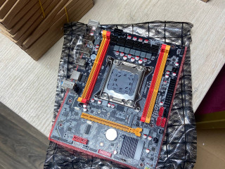 prodam-servernye-operativki-i-mat-x79