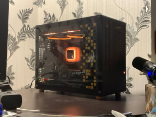 jonsbo-z20-ocen-tolstyi-karkas-vmeshhaet-obycnyi-blok-pitaniia-miniatx-i-matx-materinki-liubuiu-vide