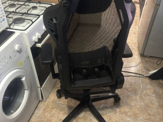 prodam-kreslo-dxracer-air