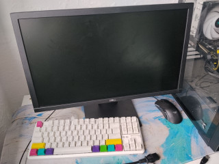 monitor-dell-60-gc-1920-1080-v-novom-sostoianii-v-ispolzovanii-byl-pol-mesiaca-podkliucaetsia-cere
