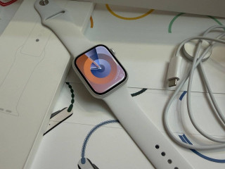 prodam-apple-watch-8-45mm-silver-100