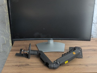 dell-s3221qs