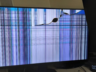 prodam-monitor-s-povrezdeniem-matricy-mozet-komu-to-nado-na-zapcasti-gigabyte-gs25f2-cenu-mozete-pliu