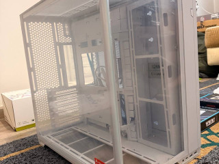 novyi-korpus-lian-li-o11-dynamic-evo-compact-white-belyi