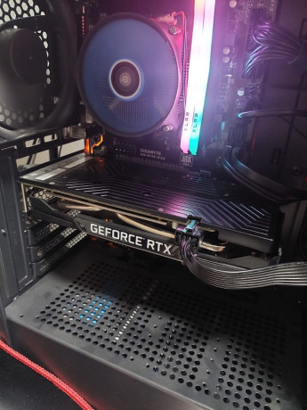 prodam-videokartu-rtx2060-12gb-v-otlicnom-sostoianii-big-0
