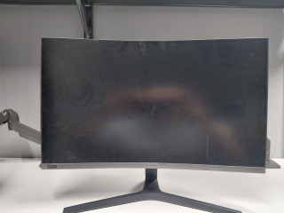 samsung-27-izognutyi-240grc